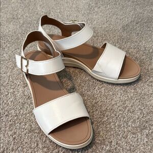Dr. Scholl's White and Tan Sandals